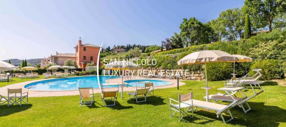 31 bedroom House in San Gimignano, Italy No. 120166 4