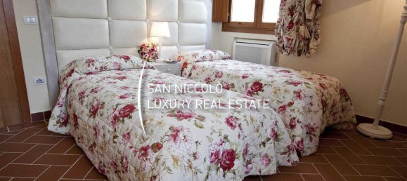 31 bedroom House in San Gimignano, Italy No. 120166 38