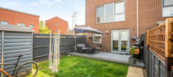 5 bedrooms Commercial property in Dartford, United Kingdom No. 10626 3