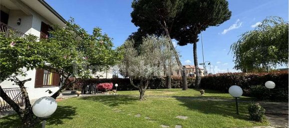 Villa T4 em Guanzate, Italy N.º 302648 38