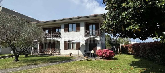 Villa T4 em Guanzate, Italy N.º 302648 35