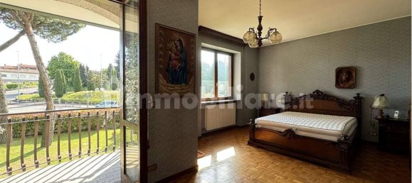 Villa T4 em Guanzate, Italy N.º 302648 21