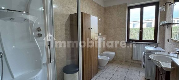 Villa T4 em Guanzate, Italy N.º 302648 14
