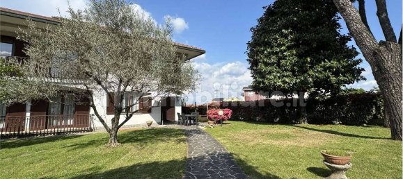 Villa T4 em Guanzate, Italy N.º 302648 5