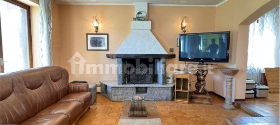 Villa T4 em Guanzate, Italy N.º 302648 45