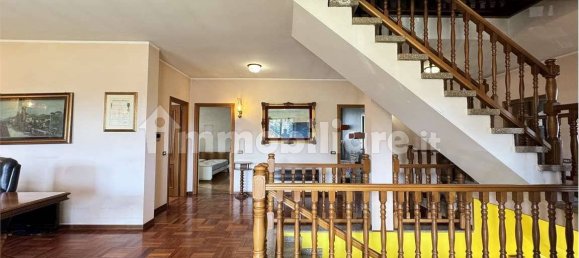 Villa T4 em Guanzate, Italy N.º 302648 17