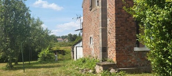 4 bedrooms House in Epinac, France No. 289948 3