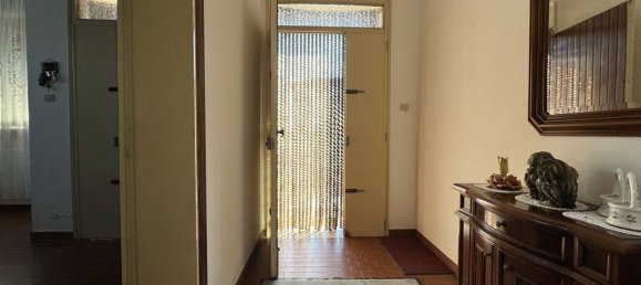 Casa de 8 divisões em Ariano nel Polesine, Italy N.º 61727 27