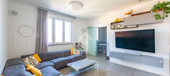 5 chambres Penthouse à Lainate, Italy No. 357929 8