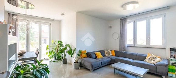 5 chambres Penthouse à Lainate, Italy No. 357929 6