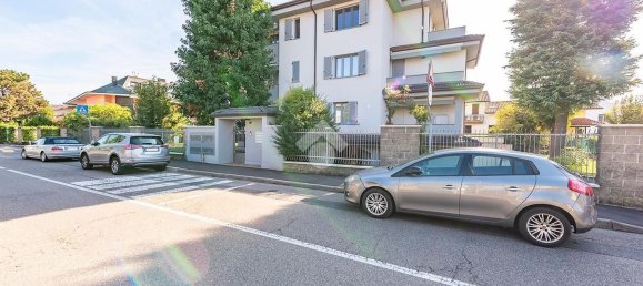 5 chambres Penthouse à Lainate, Italy No. 357929 2