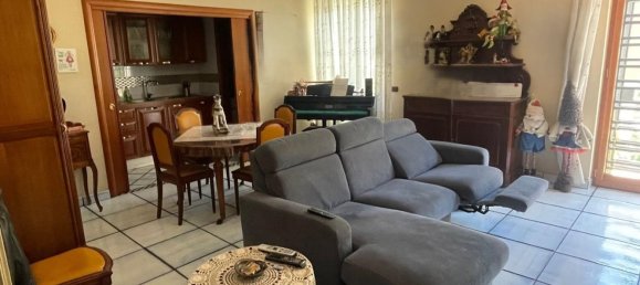 4 bedrooms Apartment in Portici, Italy No. 347471 6