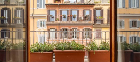 1 غرف نوم بانتهاوس في Rome, Italy رقم 44099 32