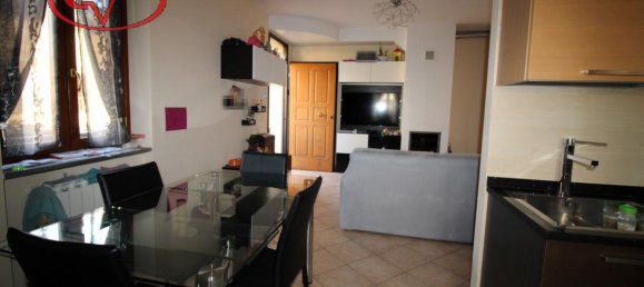 Дом с 4 комнатами в Монтеварки, Италия № 227393 2