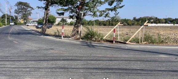  Commercial property in Samut Prakan, Thailand No. 22119 2