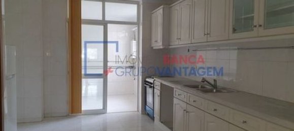 3 bedrooms Apartment in Matosinhos, Portugal No. 214149 11