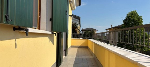 2 bedrooms Apartment in Bovolone, Italy No. 297447 9