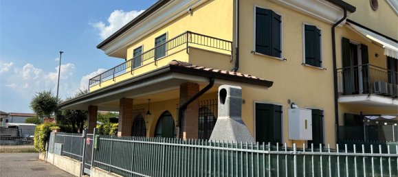 2 bedrooms Apartment in Bovolone, Italy No. 297447 15