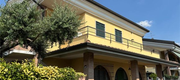 2 bedrooms Apartment in Bovolone, Italy No. 297447 13