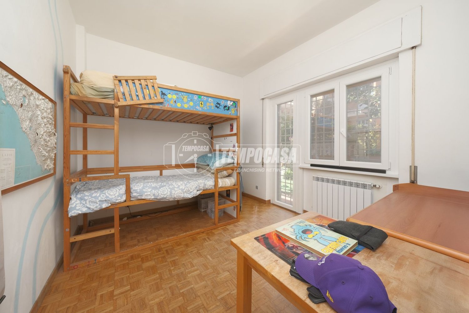 2 bedrooms Apartment in Rome, Italy No. 192376