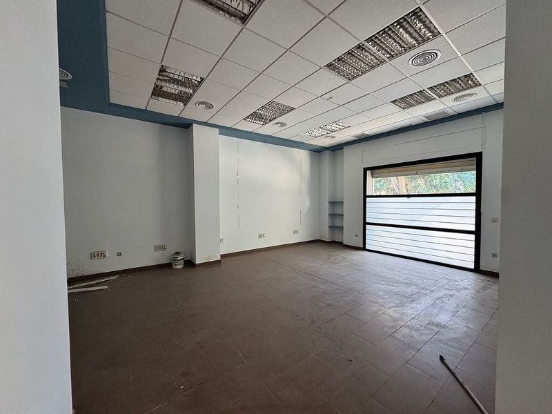Imóvel comercial T3 em Malaga, Spain N.º 222194
