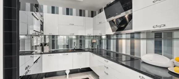 Квартира с 4 комнатами в Бодензе, Германия № 93735 3