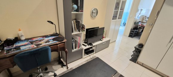 2-salle Appartement à Menton, France No. 296155 2