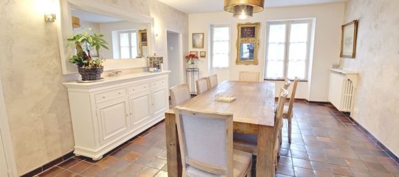 10 bedrooms Villa in Vaux-sur-Seine, France No. 174212 9