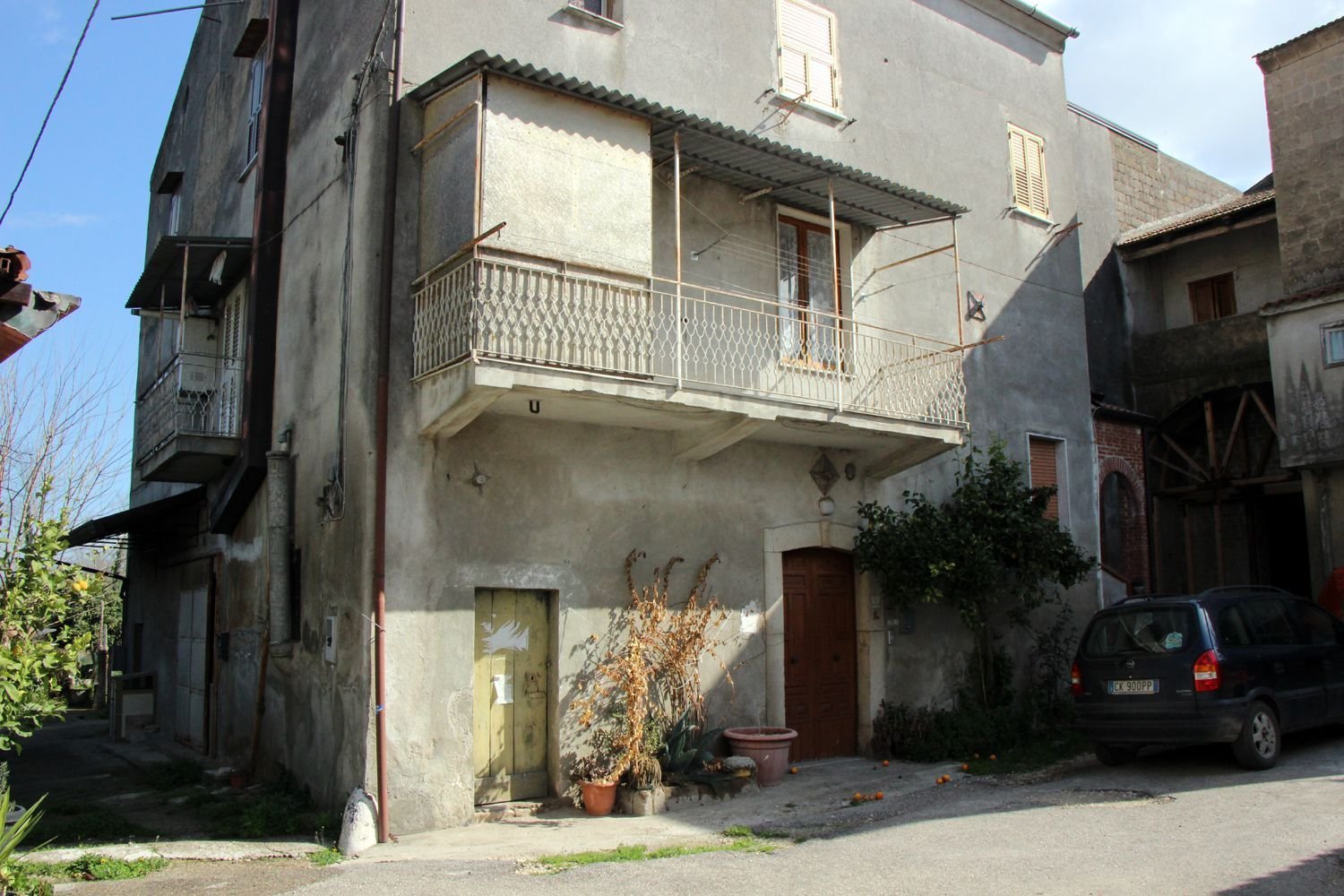 Дом с 4 комнатами в Дуджента, Италия № 80405