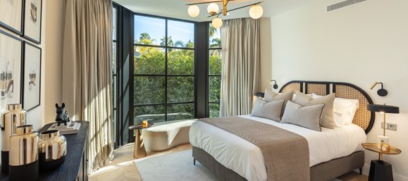 6 Schlafzimmer Villa in Marbella, Spain, Nr. 92124 60