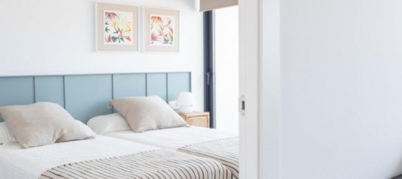 Villa de 4 dormitorios en Campoamor, Spain No. 7011 12