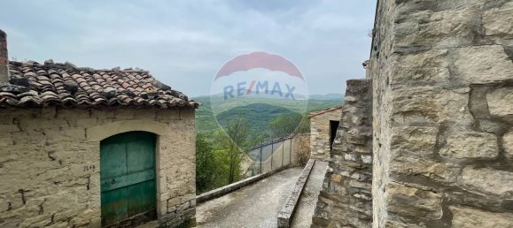 2غرفة منزل في Casalciprano, Italy رقم 148743 5