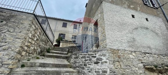 2غرفة منزل في Casalciprano, Italy رقم 148743 6