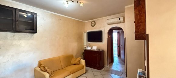 Apartamento de 3 dormitorios en Mentana, Italy No. 377557 4