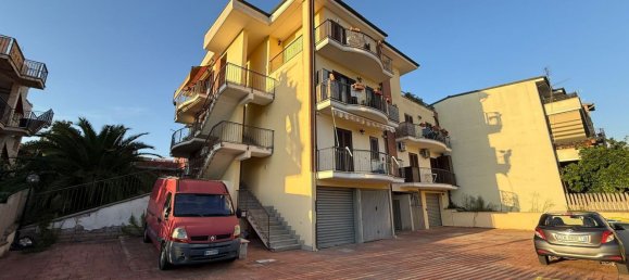 Apartamento de 3 dormitorios en Mentana, Italy No. 377557 24