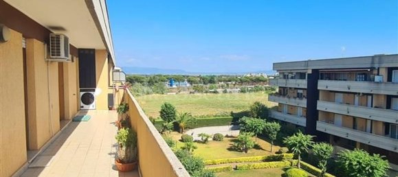 3 rooms Penthouse in Rome, Italy No. 44896 2