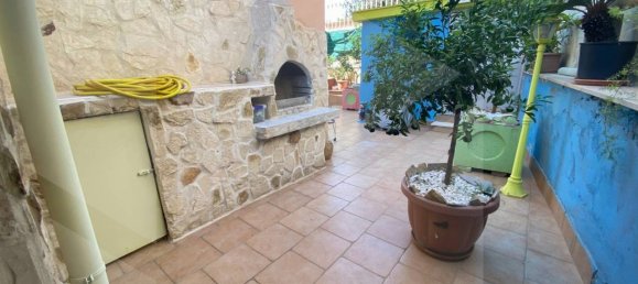 Apartamento de 4 habitaciónes en Bitonto, Italy No. 30503 4