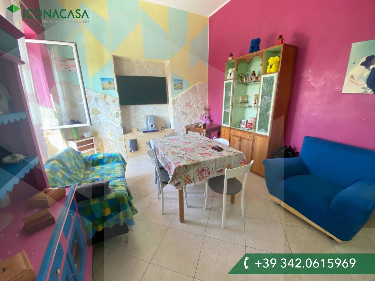 Apartamento de 4 habitaciónes en Bitonto, Italy No. 30503