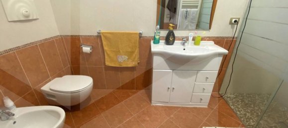 Apartamento de 4 habitaciónes en Bitonto, Italy No. 30503 33