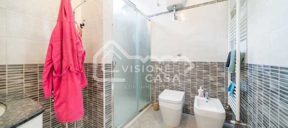 Apartamento de 3 divisões em Reggio Emilia, Italy N.º 21727 24