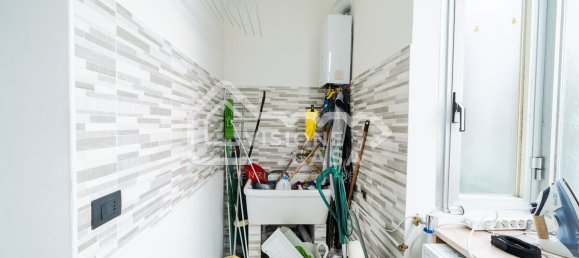 Apartamento de 3 divisões em Reggio Emilia, Italy N.º 21727 11