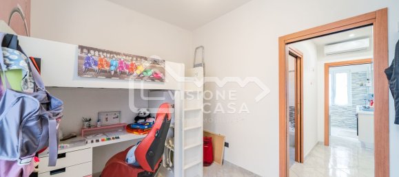 Apartamento de 3 divisões em Reggio Emilia, Italy N.º 21727 17