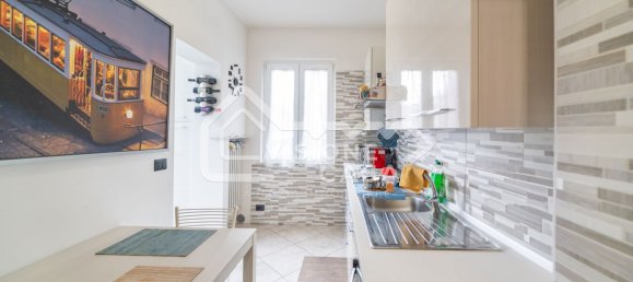 Apartamento de 3 divisões em Reggio Emilia, Italy N.º 21727 5
