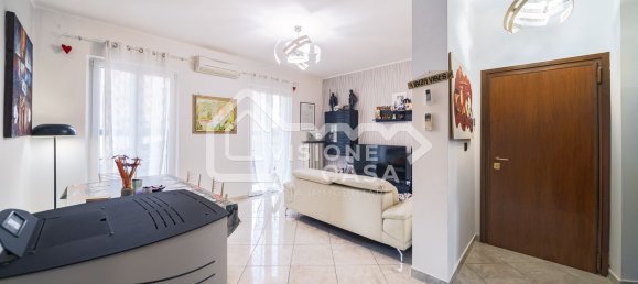 Apartamento de 3 divisões em Reggio Emilia, Italy N.º 21727 2