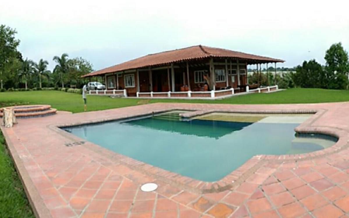7 bedrooms House in Quindio, Colombia No. 3253