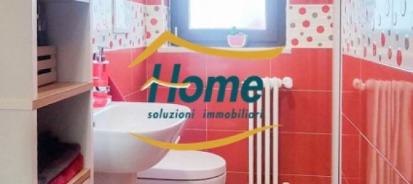 4-salle Appartement à Gioia del Colle, Italy No. 37453 16