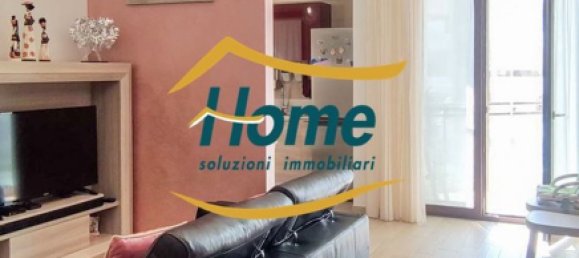 4-salle Appartement à Gioia del Colle, Italy No. 37453 5