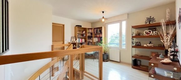 Dúplex de 3 dormitorios en Tours, France No. 210403 5