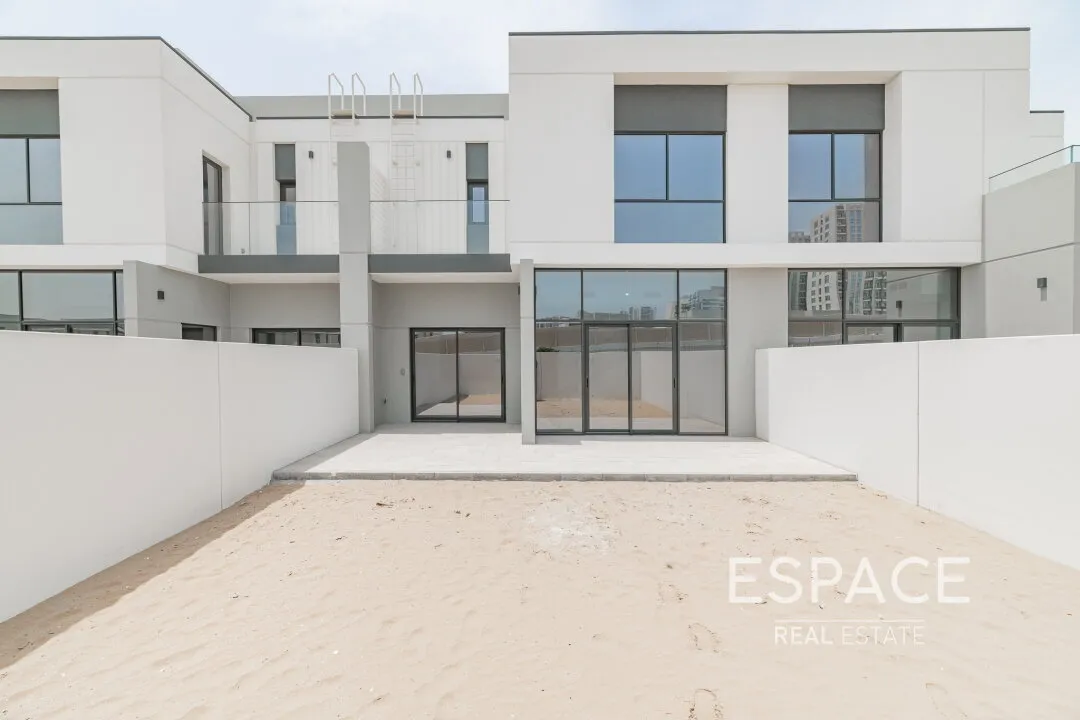 Вилла с 3 спальнями в Al Furjan, ОАЭ № 106023