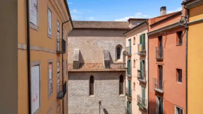 2 bedrooms Apartment in Girona, Spain No. 173220